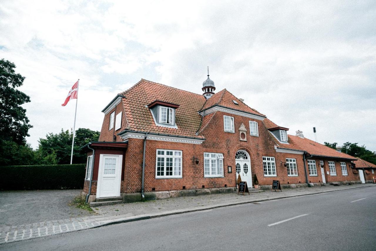 Langebjerg Pension & Spisested Allinge-Sandvig Екстер'єр фото